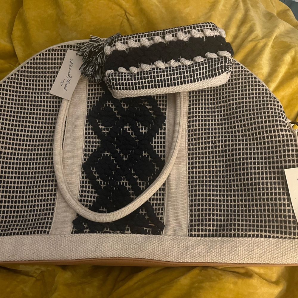 Universal Thread Black and Cream Tote Bag